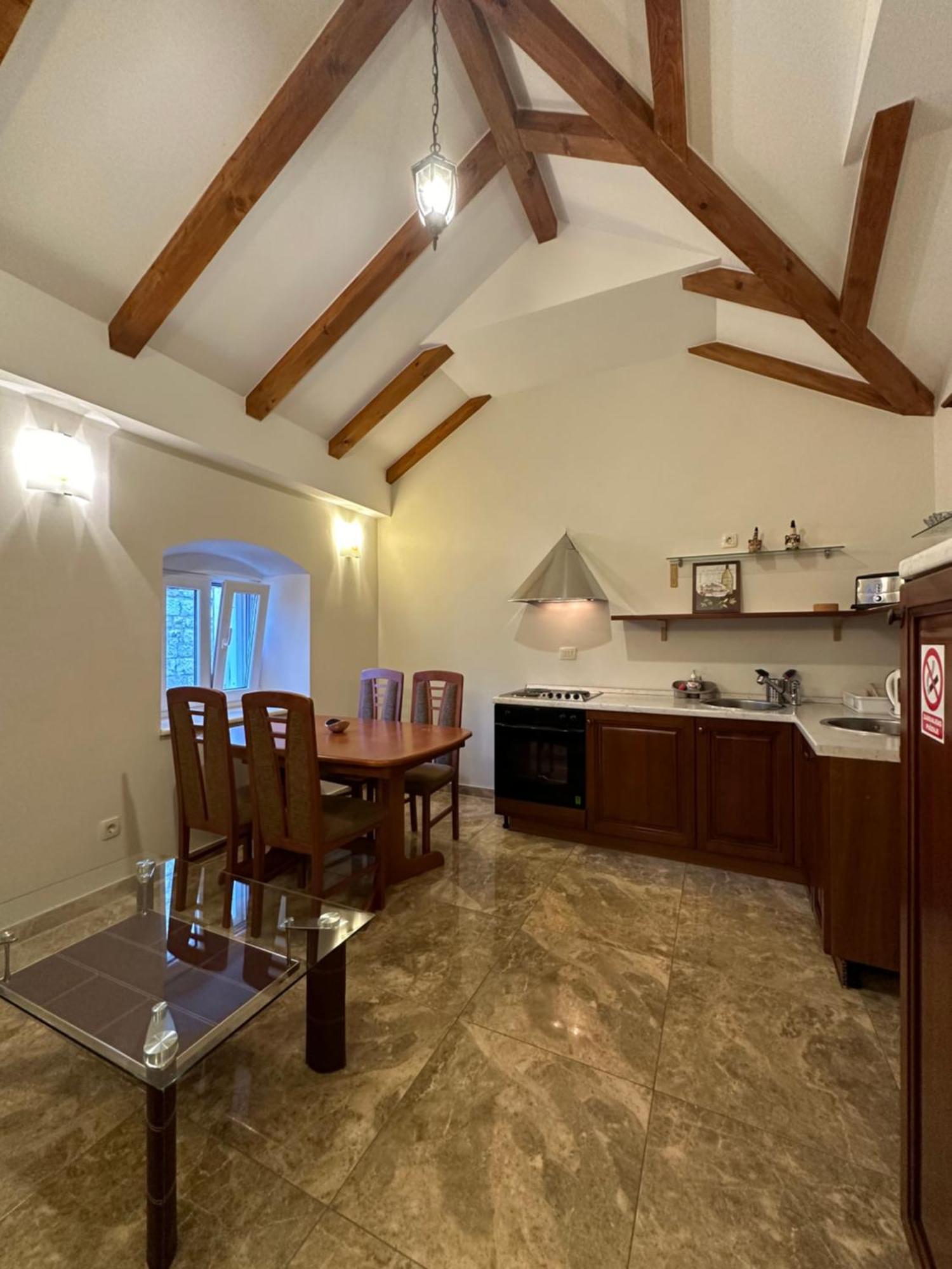 Old Town Apartments Trogir - Free Parking ภายนอก รูปภาพ