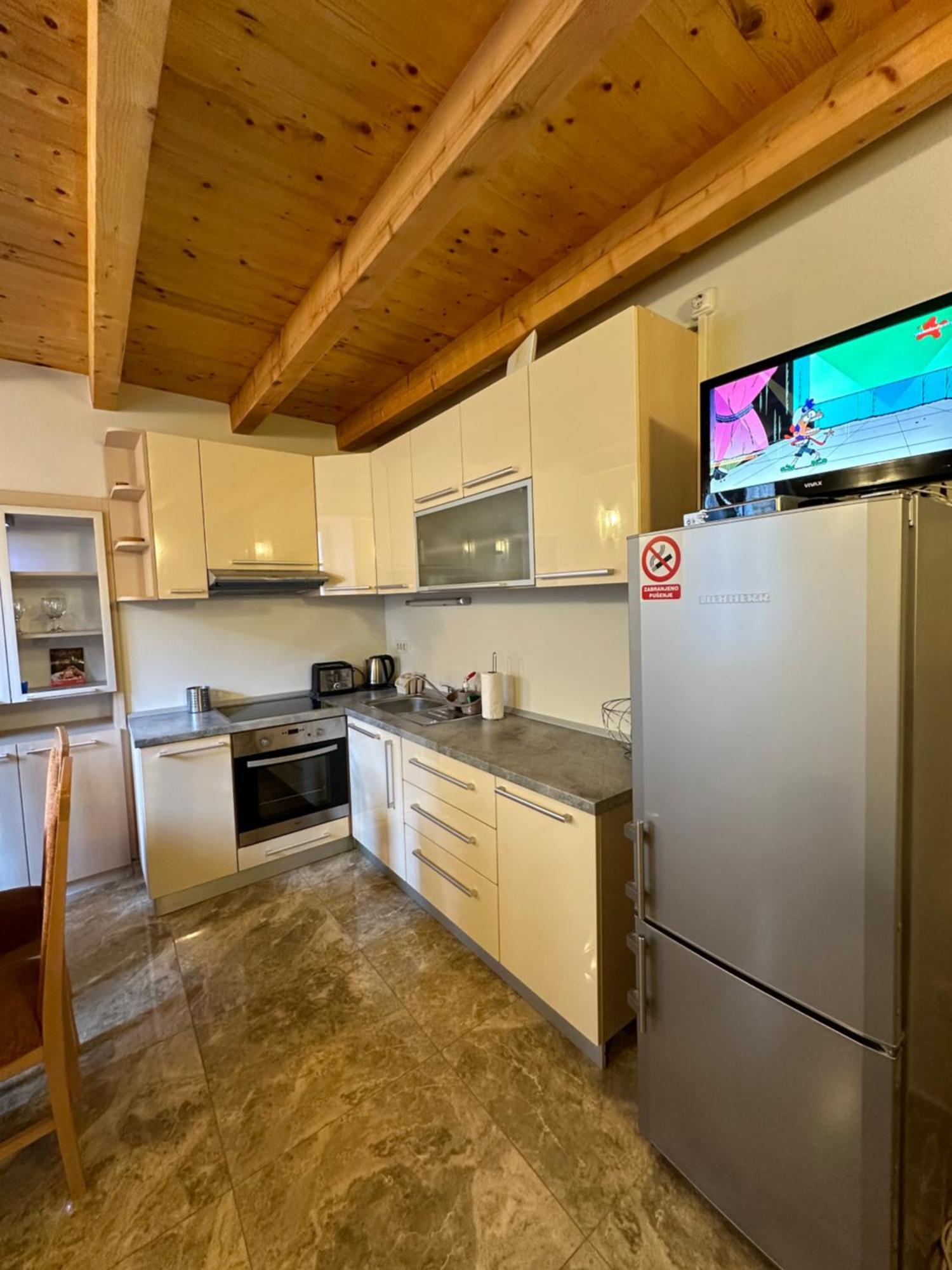 Old Town Apartments Trogir - Free Parking ภายนอก รูปภาพ